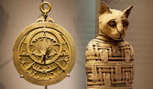 Astrolabe (© stock.adobe.com), Egypt mummified animal (© wikimedia commons)